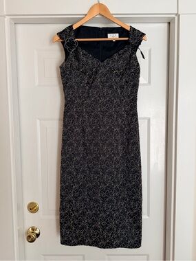 David Meister Black Floral Cocktail Sheath Dress, Size 8 Like New